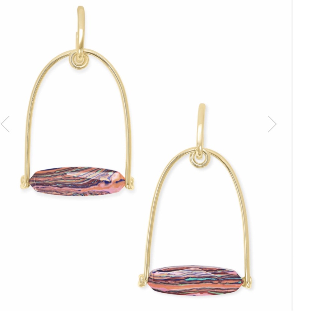 Kendra Scott Sassy Statement Earrings In Gold Pink Rainbow Calsilica